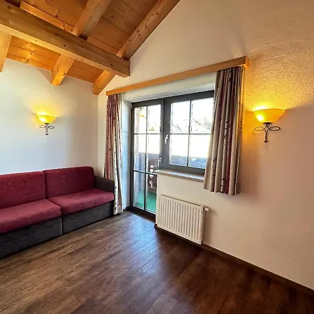 Apartment Haus Pregenzer *