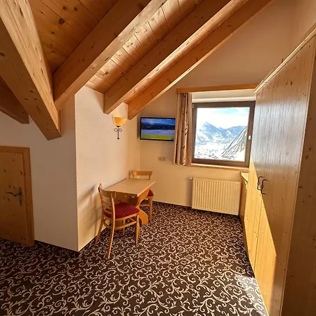 Haus Pregenzer Apartment *